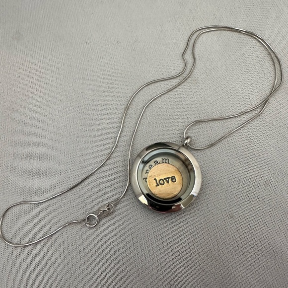 Origami Owl silver tone charm pendant necklace with two disc charms - Picture 5 of 5